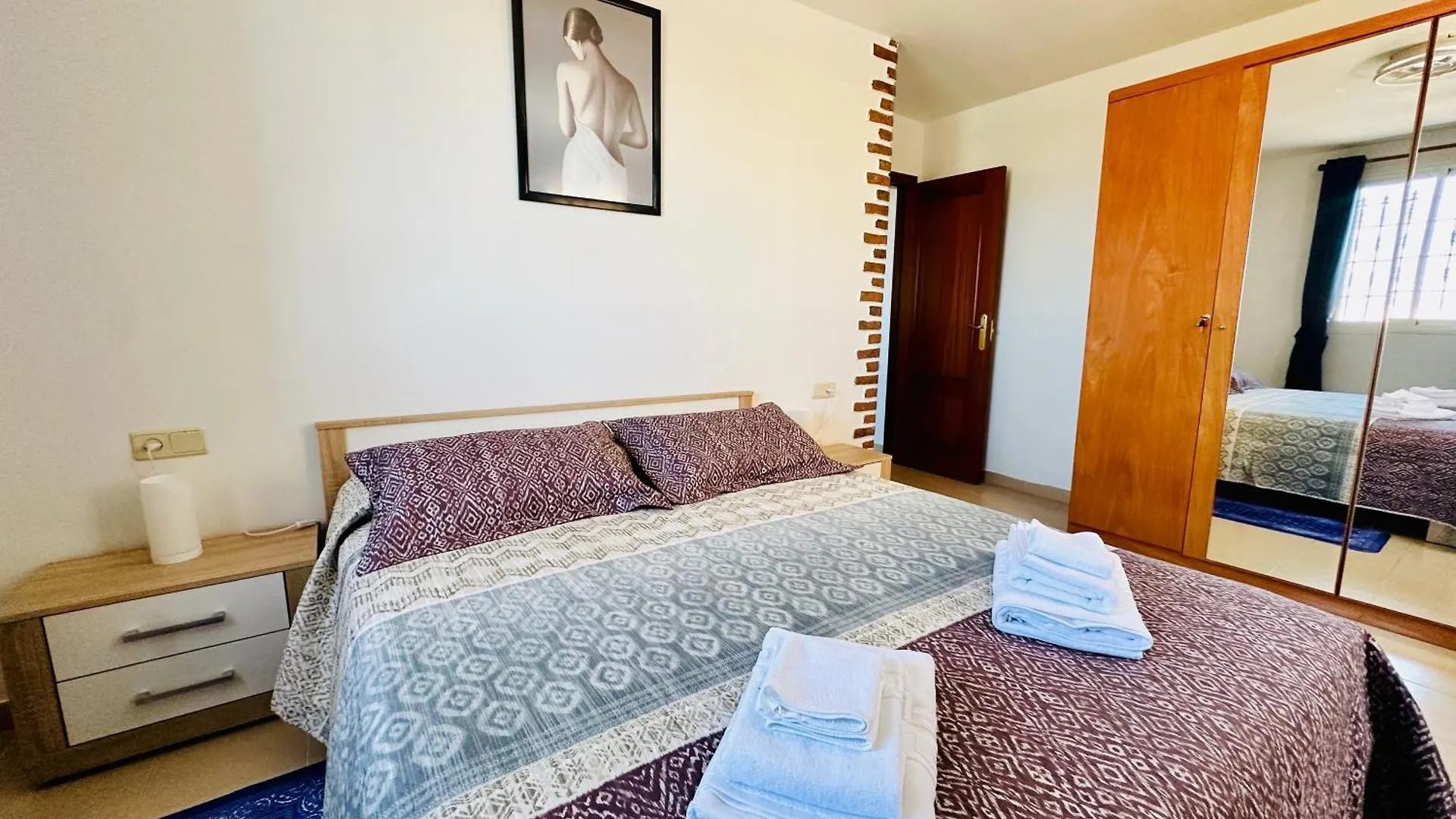 Pambnb - Cozy Apartment In Guargacho Оротеанда-Баха Испания